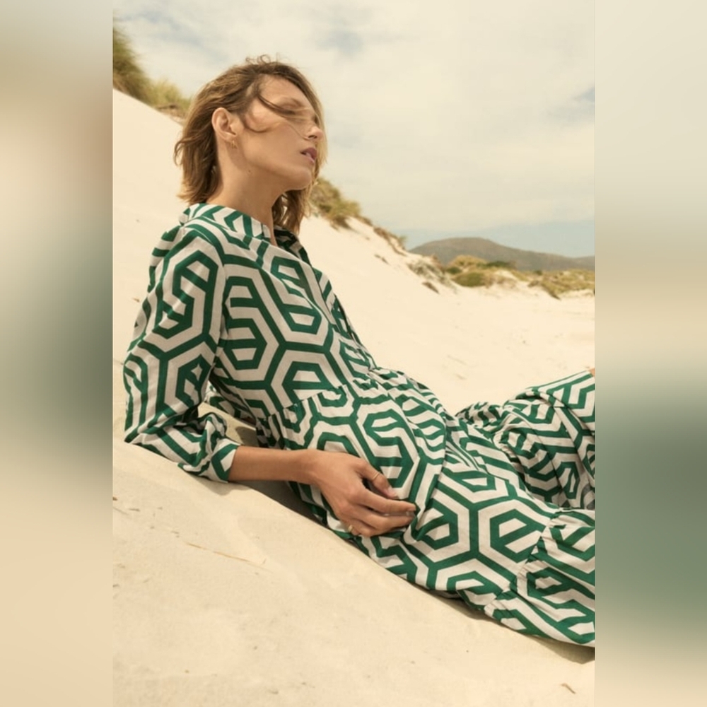 ZARA GREEN & WHITE GEOMETRIC SUMMER PRINT  DRESS